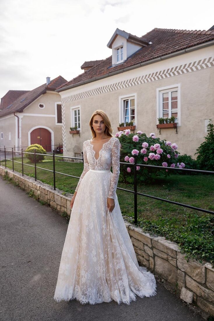 Svatební šaty — model z naší kolekce